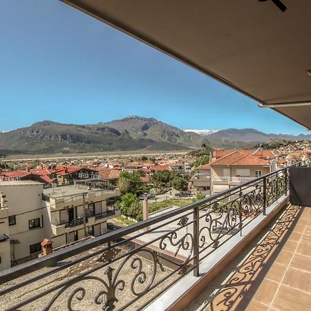 Meteora Heaven And Earth Premium Suites - Adults Friendly Kalambaka Bagian luar foto